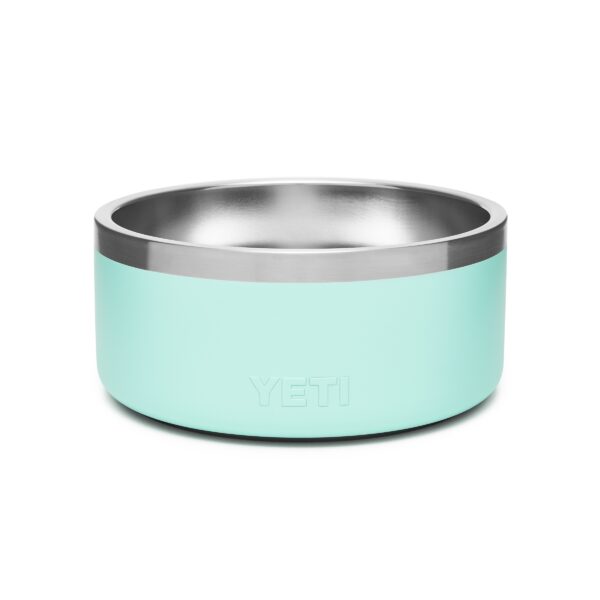 Yeti Boomer 4 Dog Bowl - Seafoam - Yeti Boomer 4 Dog Bowl - Seafoam A customer-favourite Boomer Dog Bowl comes in a smaller pawprint. This four-cup bowl is built for the smaller adventure companions who still require the same rugged durability and smart, non-slip design. As for you, YETI made sure it's dishwasher safe and engineered with the same double-wall, non-insulated stainless steel so it's just as durable, easy to clean, and resistant to rust and roughhousing.