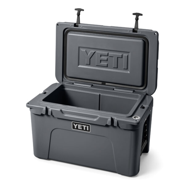 Yeti Tundra 45 - Charcoal - Yeti Tundra 45 - Charcoal A solid all-purpose size. Holds overnight camp provisions for four people or drinks for a day on the water. The Tundra® 45 Cooler combines versatility with durability. This premium cooler is infused with that legendary YETI toughness — a durable rotomoulded construction — and up to three inches of PermaFrost™ Insulation. Which is to say it’s built to last and will keep your contents ice-cold even in sweltering conditions, or keep your campfire food warm despite the wind chill. - Empty Weight: 10.4kg