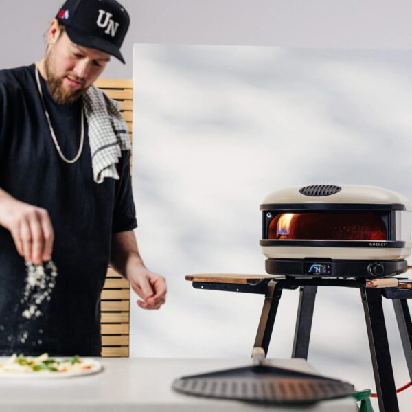 Gozney Arc XL- Bone - Gozney Arc XL- Bone The world’s most advanced compact oven for creating 16” pizza <em><b>*Please note stand sold separately </b></em> <em>*Available April 2024</em>