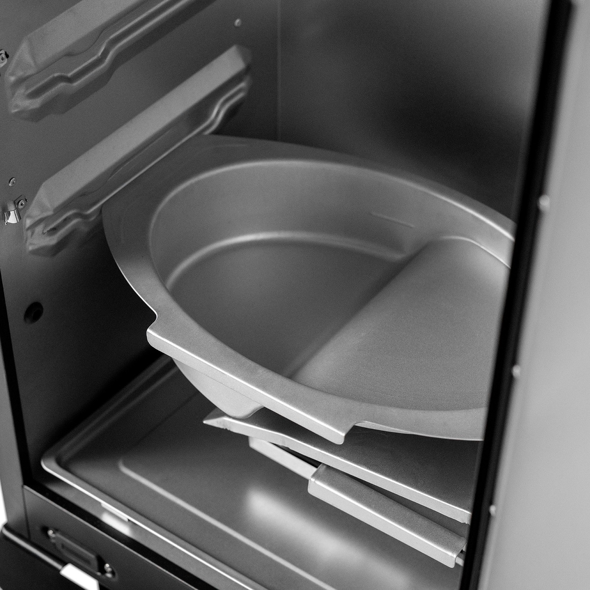 Masterbuilt 710 Wi-Fi Digital Electric Smoker 5 Masterbuilt 710 WiFi Digital Electric Smoker